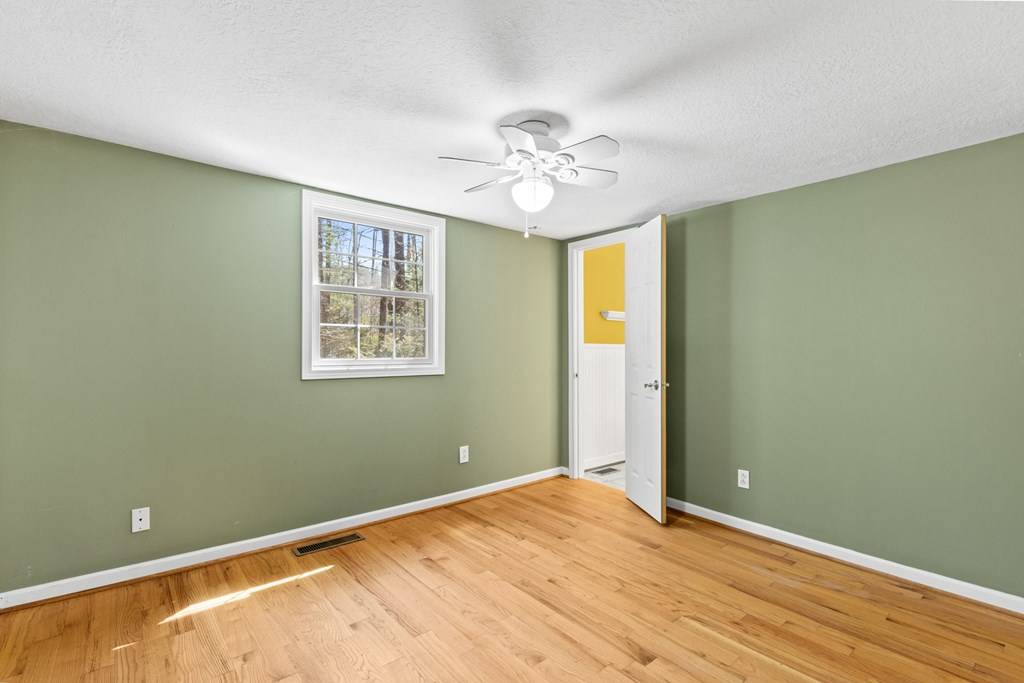 Suches, GA 30572,656 Happy Hollow Circle