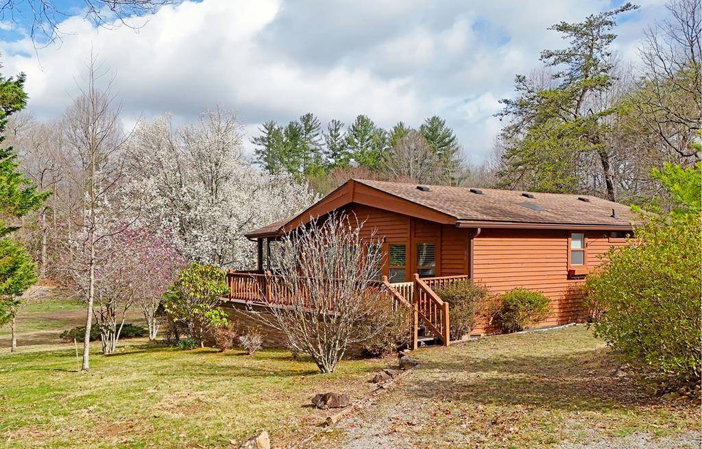 Hiawassee, GA 30546,1844 Whispering Pines