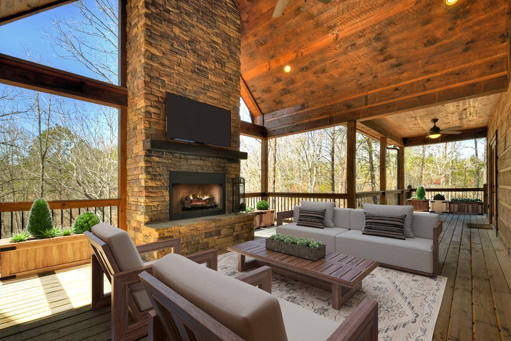 Mineral Bluff, GA 30559,658 Highland Gap