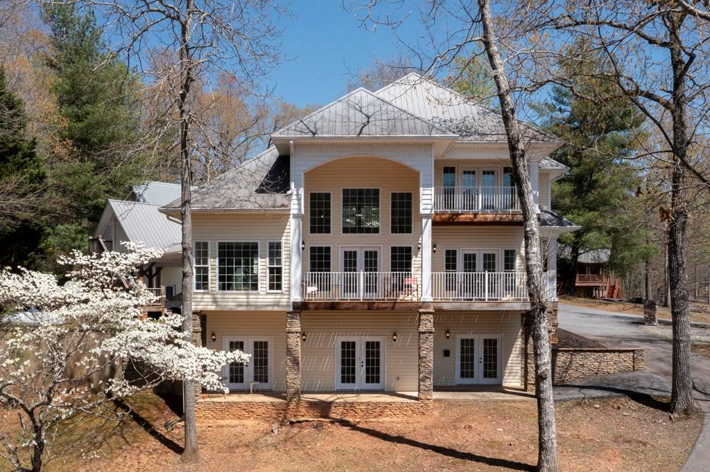 Hayesville, NC 28904,30 Berrong Drive
