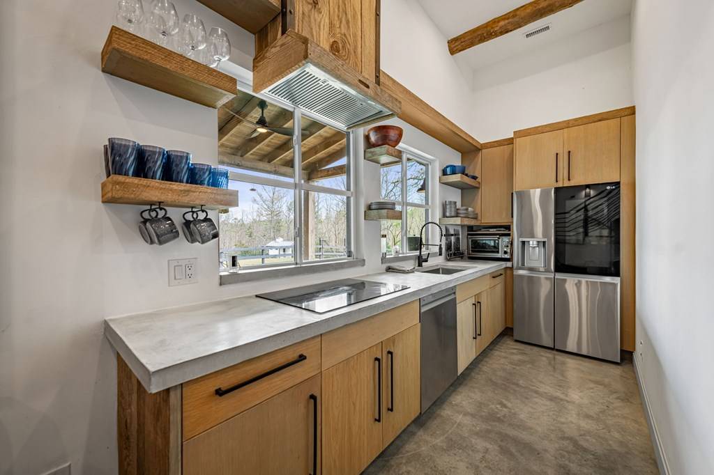 Mineral Bluff, GA 30559,174 Bear Hollow Drive