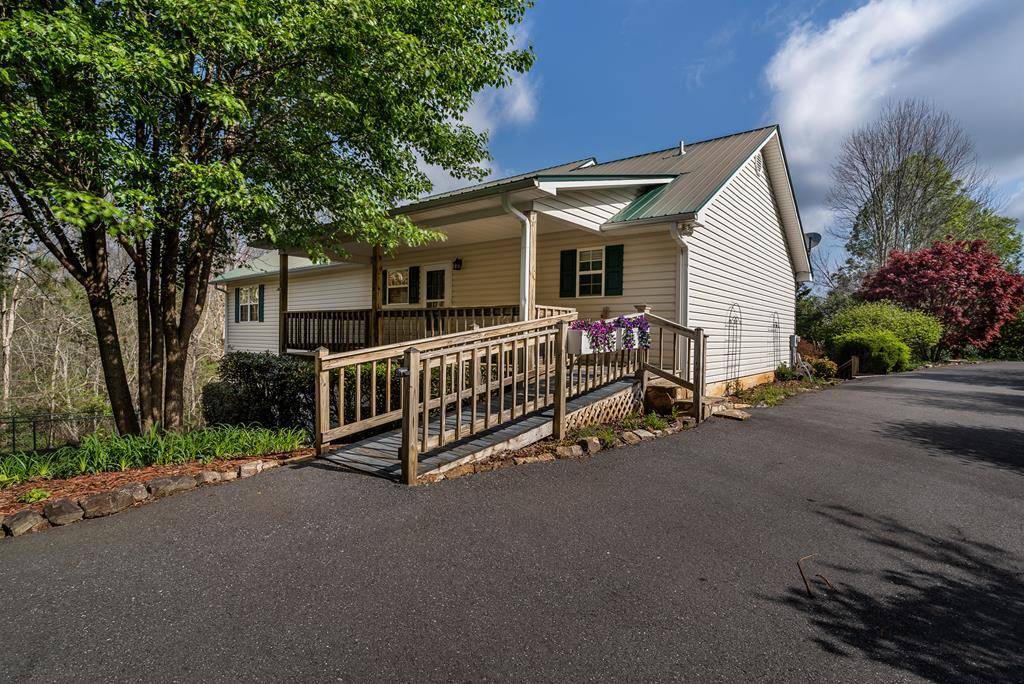 Blairsville, GA 30512,252 Brookhaven