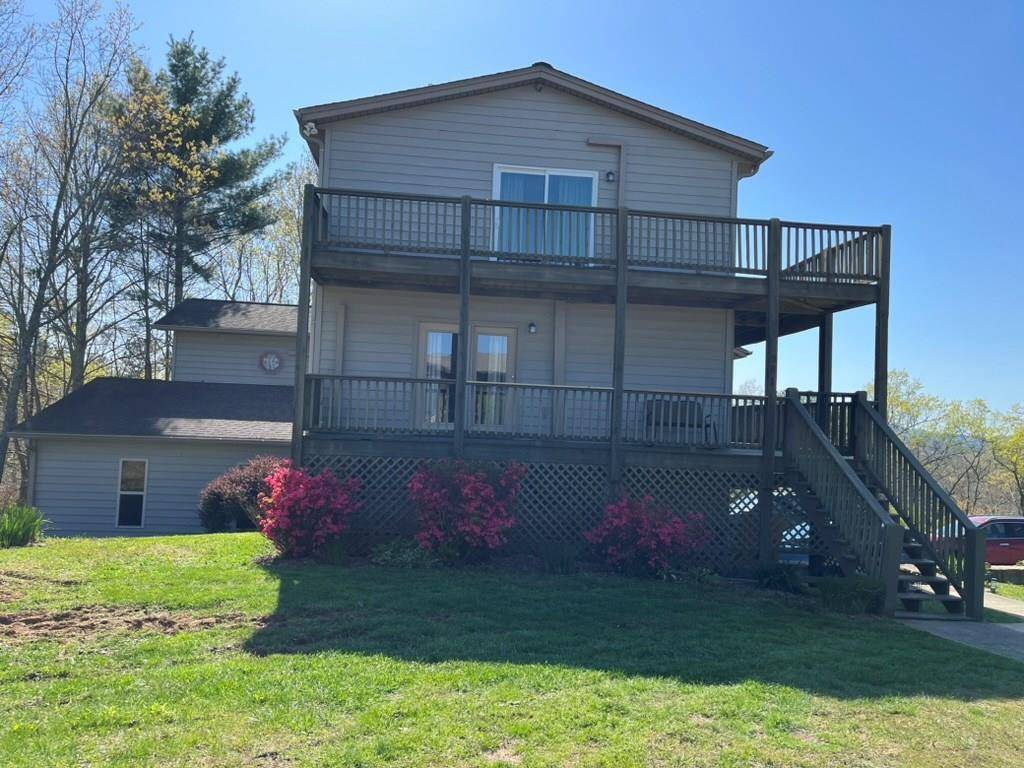 Murphy, NC 28906,981 Sunset Lane