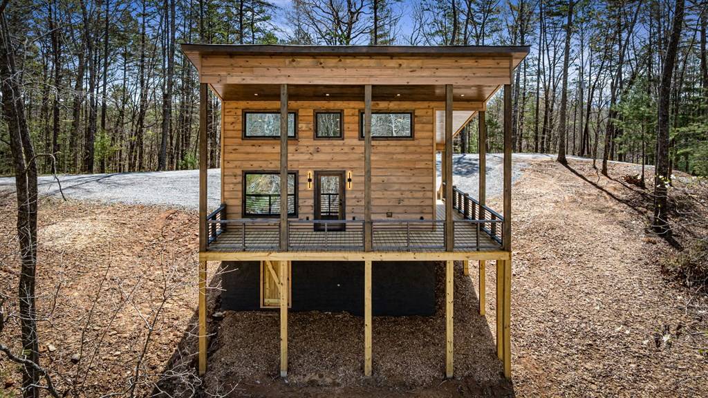 Morganton, GA 30559,366 Three Oaks Drive