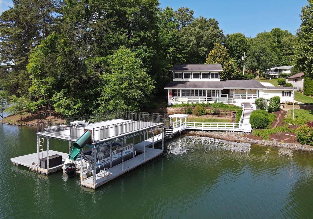 Hayesville, NC 28904,327 Chatuge Village Circle
