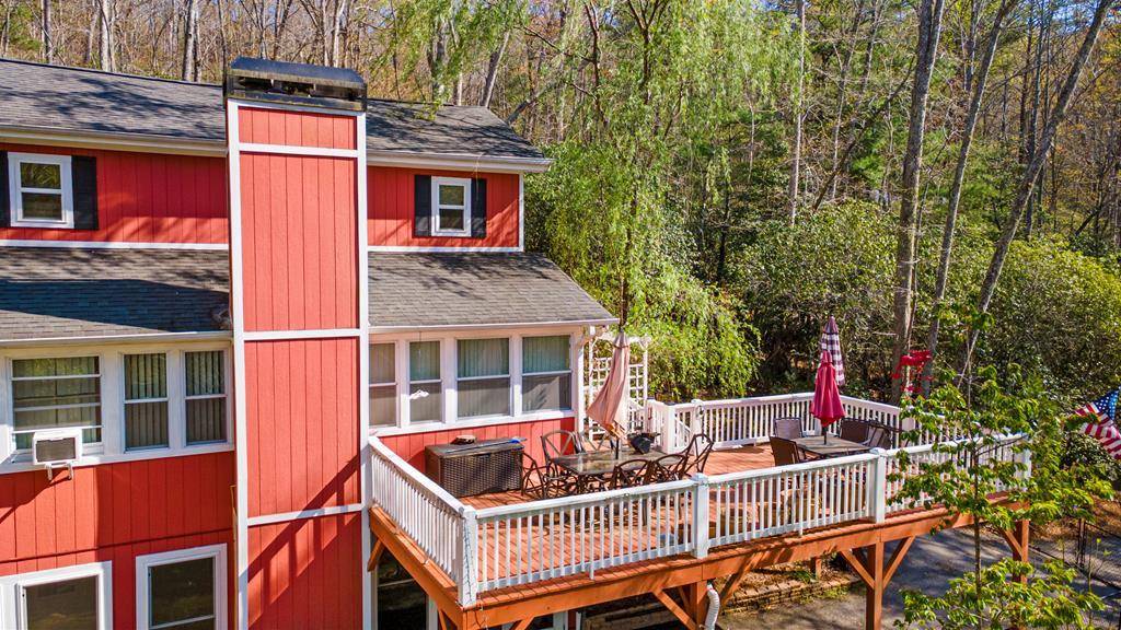 Blairsville, AL 35012,435 Richlen Ridge Road