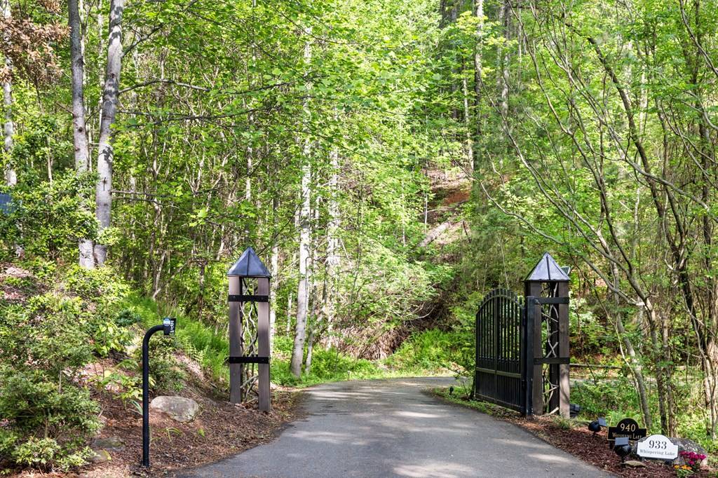 Blue Ridge, GA 30513,940 Whispering Lake Drive