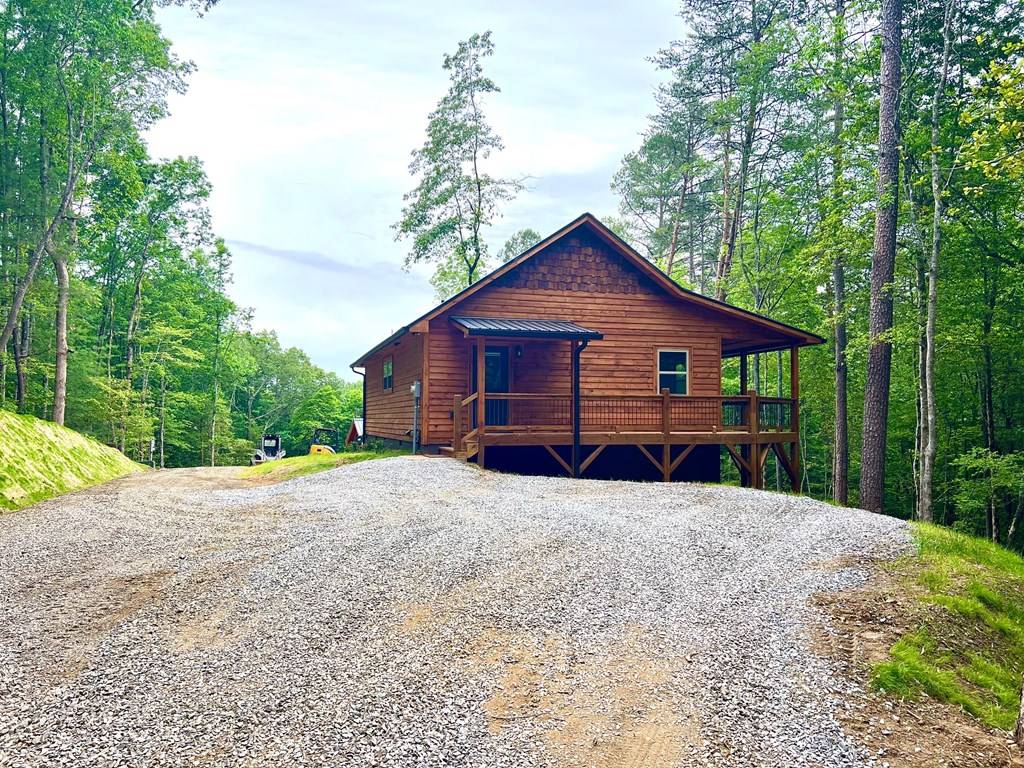 Murphy, NC 28906,68 Ranger Trail Way