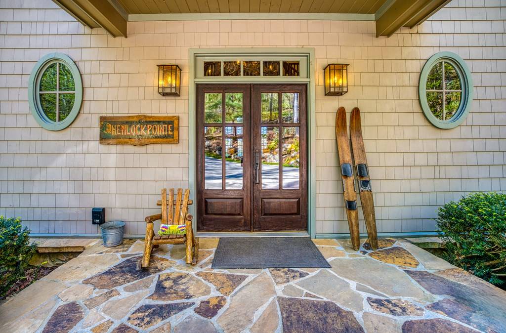 Morganton, GA 30560,790 Star Creek Drive