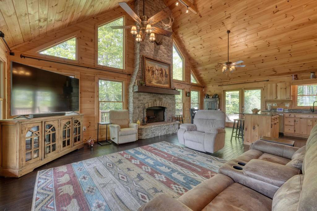 Mineral Bluff, GA 30559,681 The Woods Road