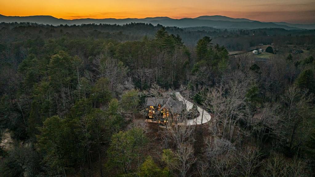 Blue Ridge, GA 30513,381 Trails End