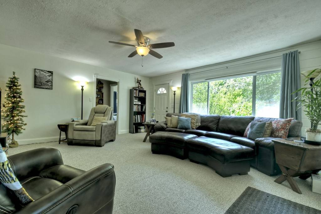 Morganton, GA 30560,7755 Old Hwy 76