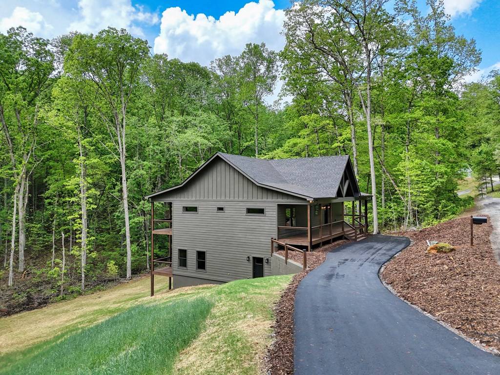 Hiawassee, GA 30546,1685 Stonebrook Drive