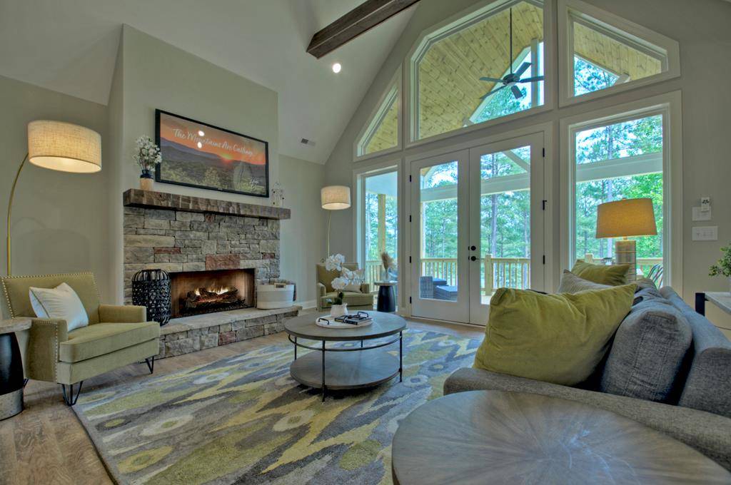 Blairsville, GA 30512,479 Sandy Lake Lane