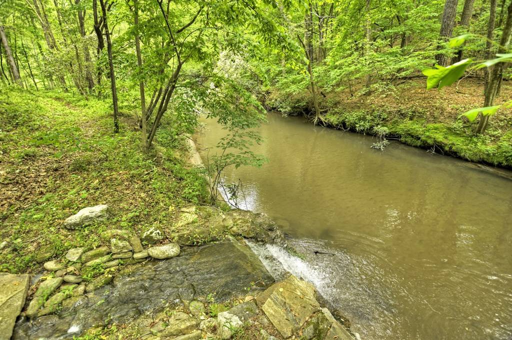 Ellijay, GA 30536,179 Huckleberry Lane