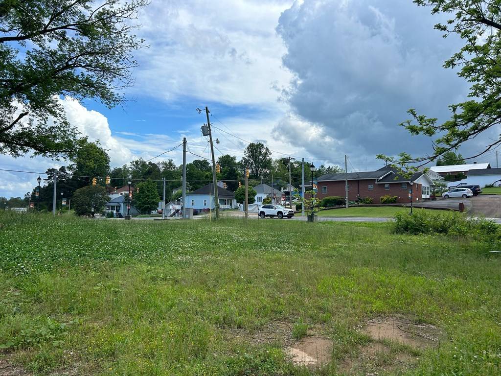 Ducktown, TN 37326,1 Main Street