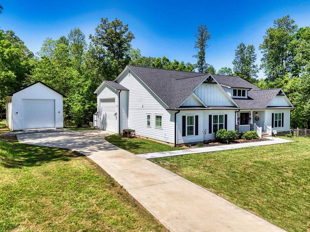 Blairsville, GA 30512,290 Bayside Lane