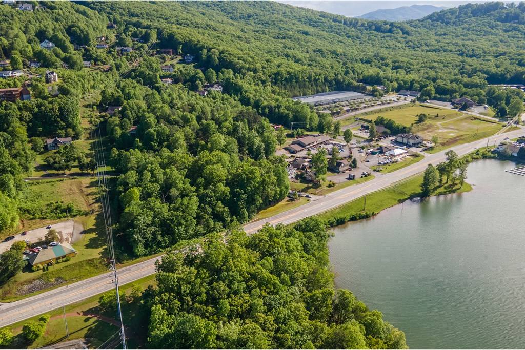 Hiawassee, GA 30546,2.52 AC Us Hwy 76 W