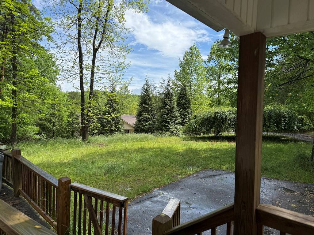 Warne, NC 28909,106 Copper Hill Church Ln