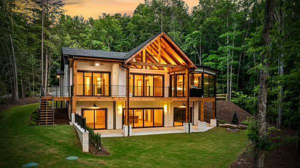 Blairsville, GA 30512,320 Twin Brook Drive