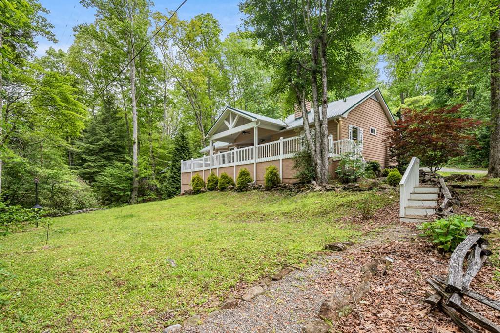 Topton, NC 28781,177 Lake Drive