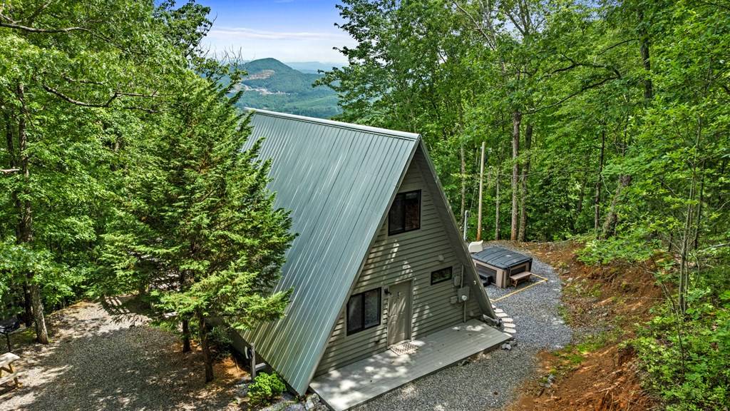 Murphy, NC 28906,906 Hideaway Mountain Drive
