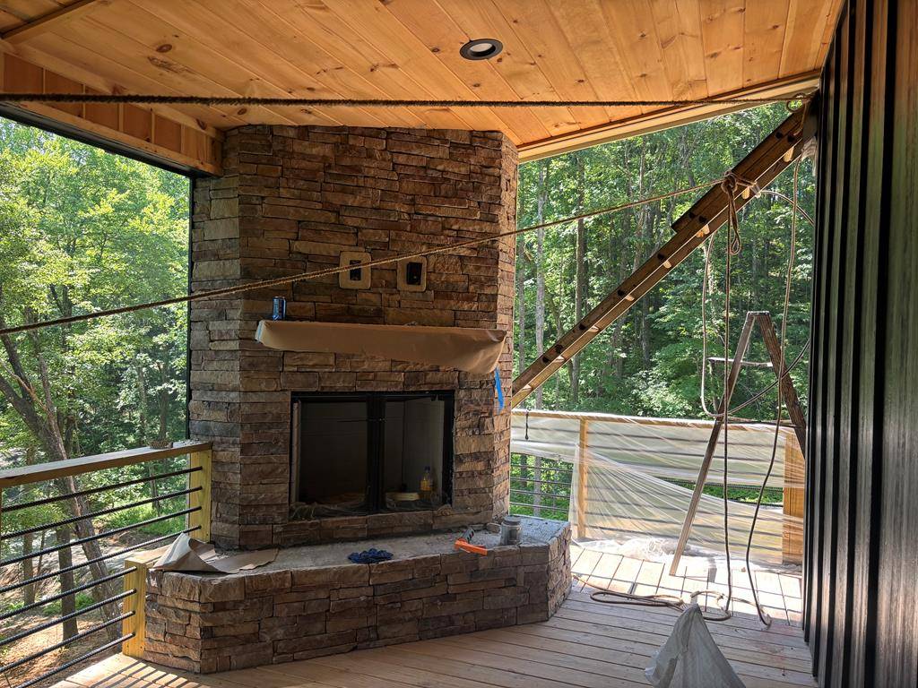 Blue Ridge, GA 30513,1264 Sunrock Mountain Road