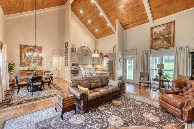 Blairsville, GA 30512,571 Owen Vista