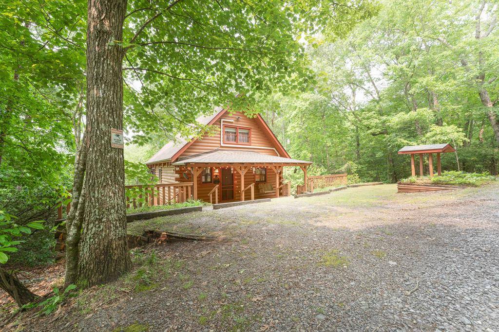 Hayesville, SC 29804,90 Pounding Mill Knob