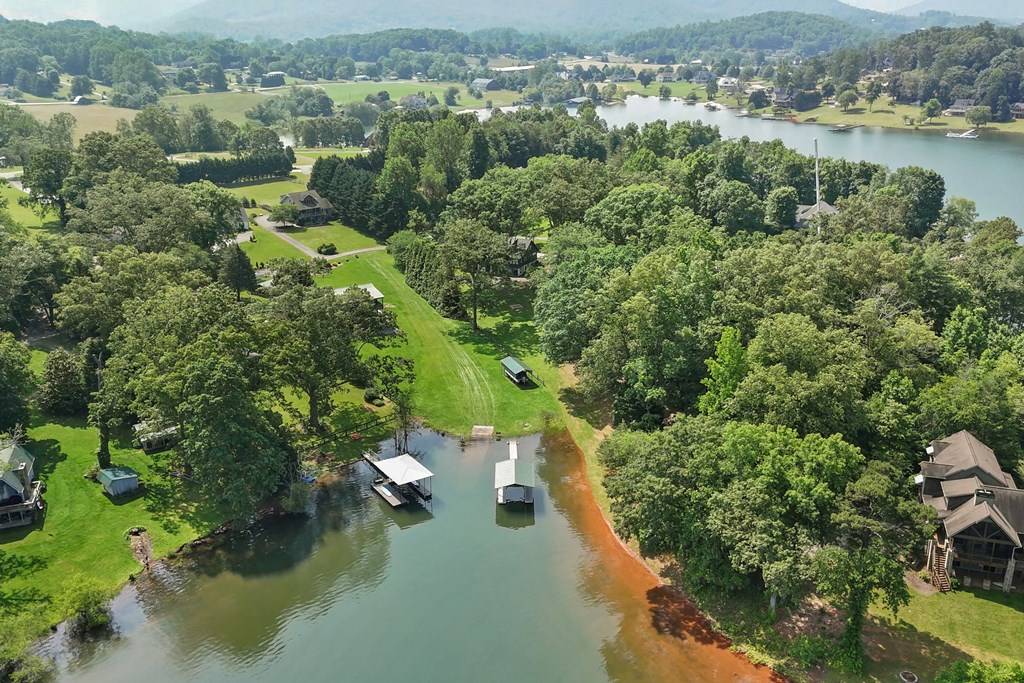Hayesville, NC 28904,429 Sneaking Creek Drive