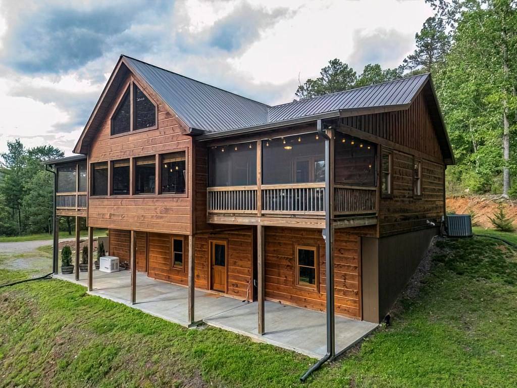 Blairsville, GA 30512,110 Alex Way
