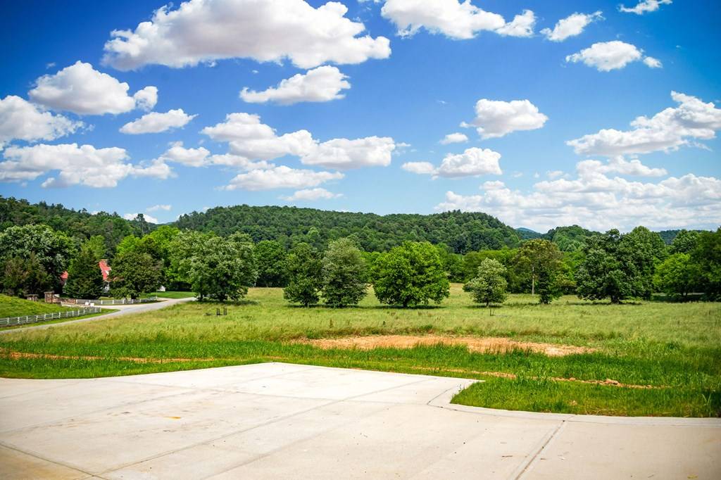 Morganton, GA 30560,2470 New Hope Road