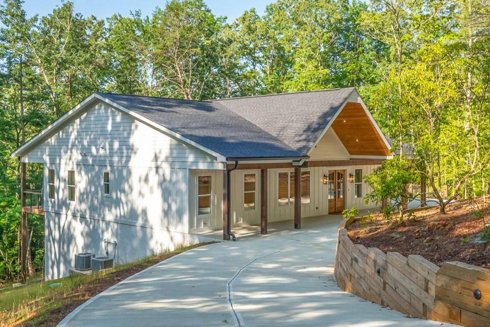 Ellijay, GA 30540,289 Scott Hollow Road