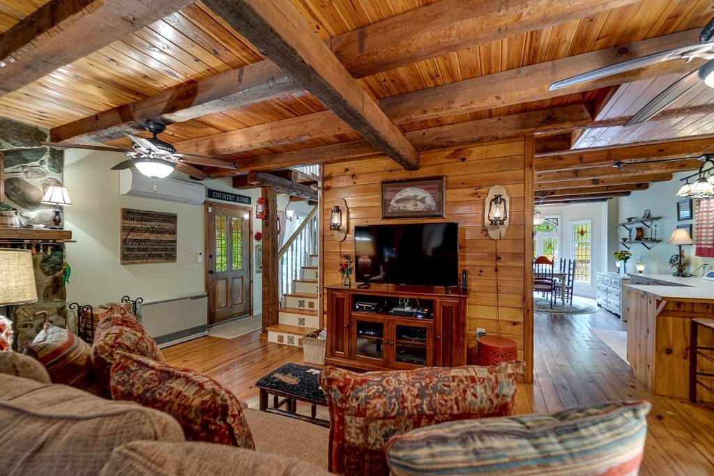 Andrews, NC 28901,1504 Red Marble Road