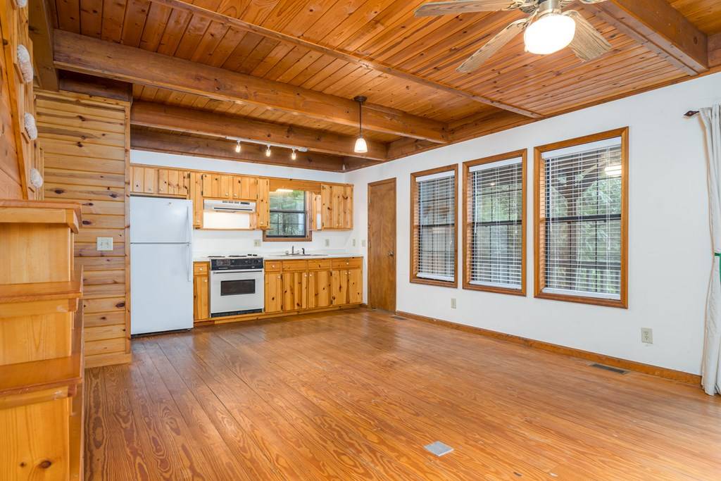 Blairsville, GA 30512,531 Wilson Mountain Road