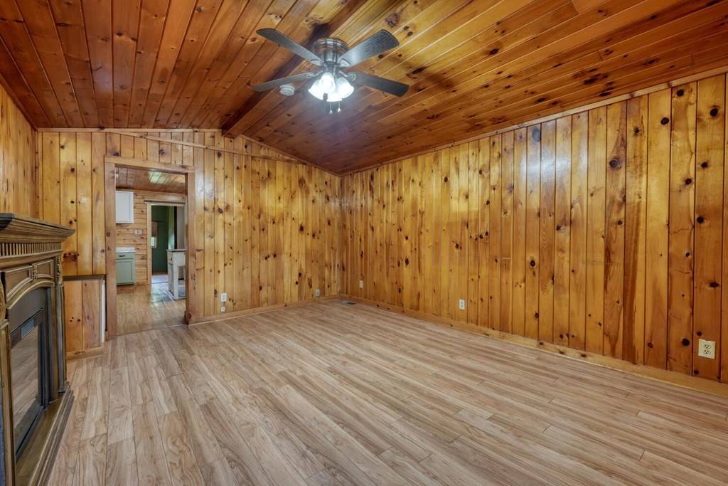 Morganton, GA 30560,169 East Street