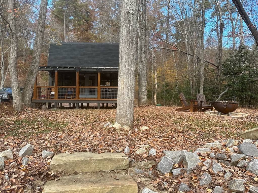 Mineral Bluff, GA 30559,879 Old Mill Pond Road