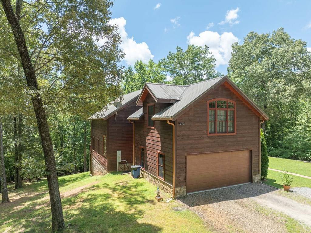 Mineral Bluff, GA 30560,381 Ross Drive