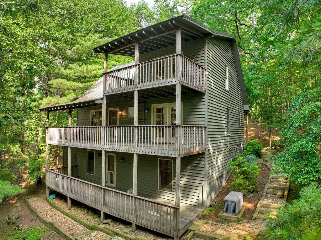 Ellijay, GA 30536,776 Mountain Oak Road