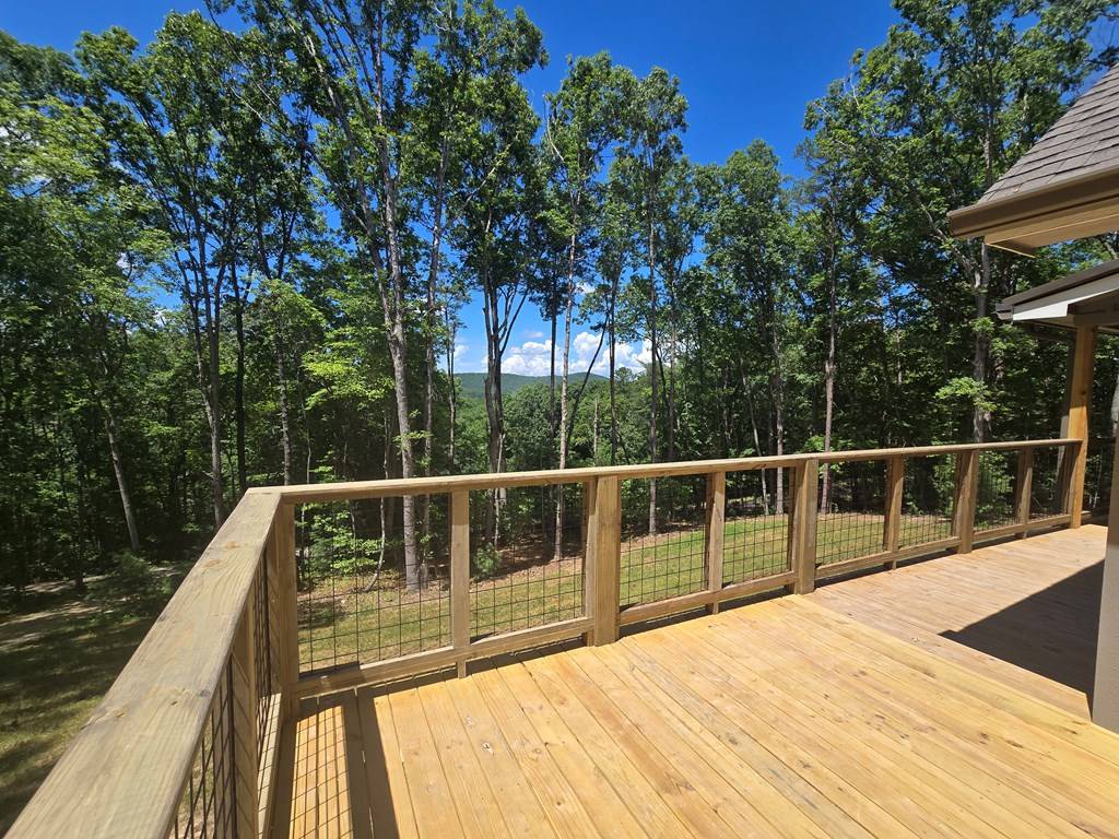 Blairsville, GA 30512,31 Small Street