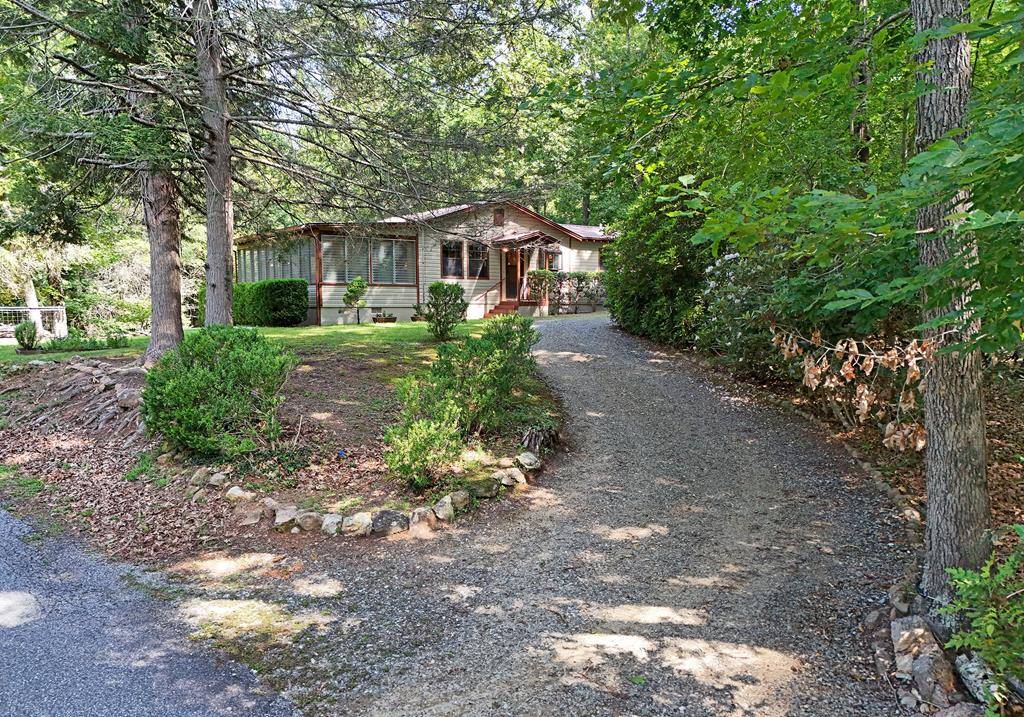 Blairsville, GA 30512,306 Lake View Circle
