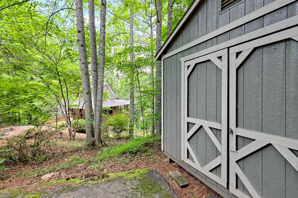 Blairsville, GA 30512,215 Souther Meadow Drive