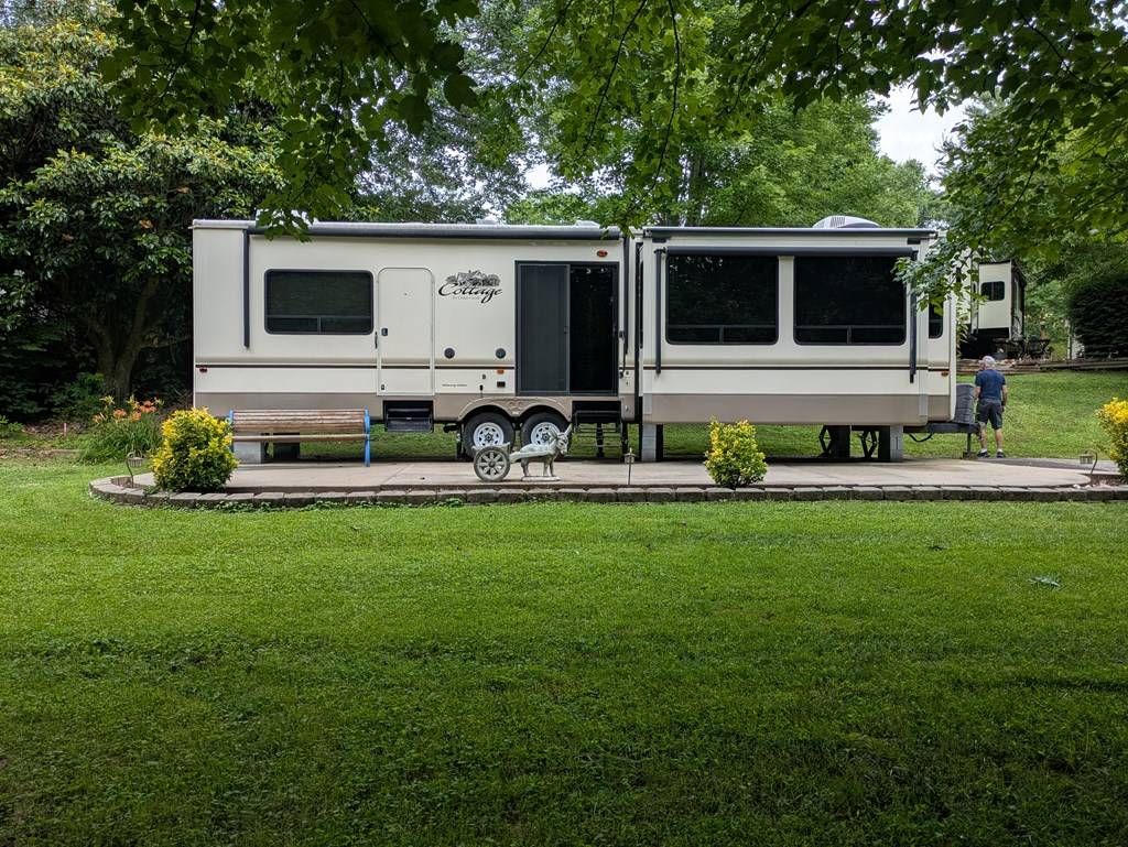 Blairsville, GA 30512,314 Moccasin Lane