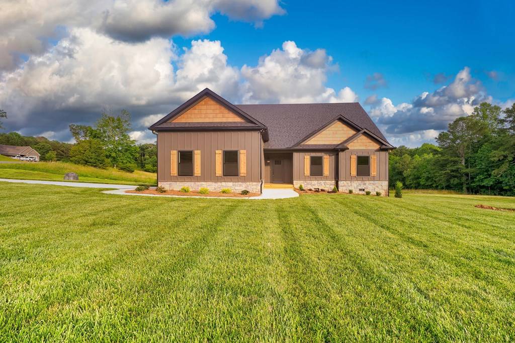 Ellijay, GA 30536,40 Ellie Way