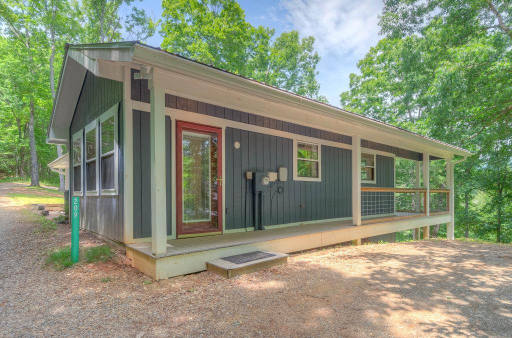 Blairsville, GA 30512,209 Grace Mountain Road