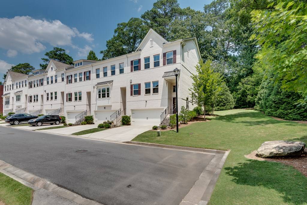 Atlanta, GA 30329,1823 Lynwood Lane