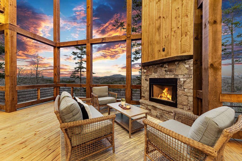 Blue Ridge, GA 30513,140 Riverview Terrace