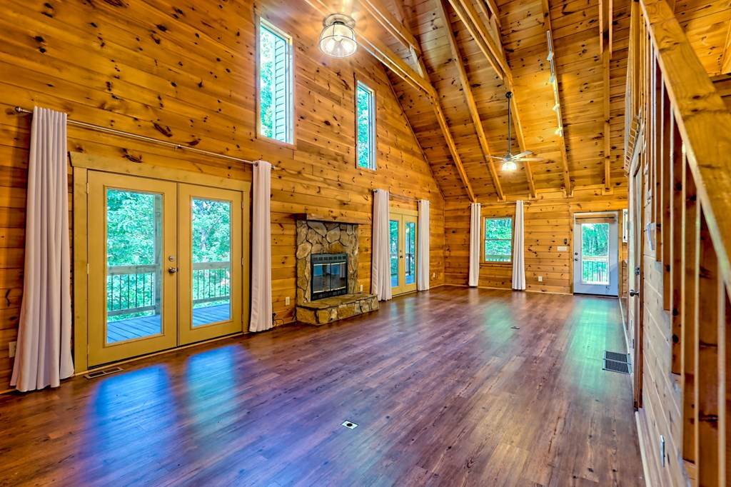 Clayton, GA 30525,232 Bent Laurel Ridge Road