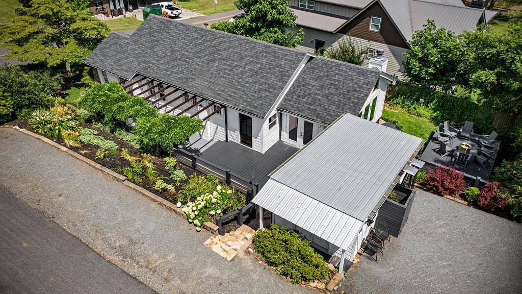 Blue Ridge, GA 30513,70 Mckinney Street