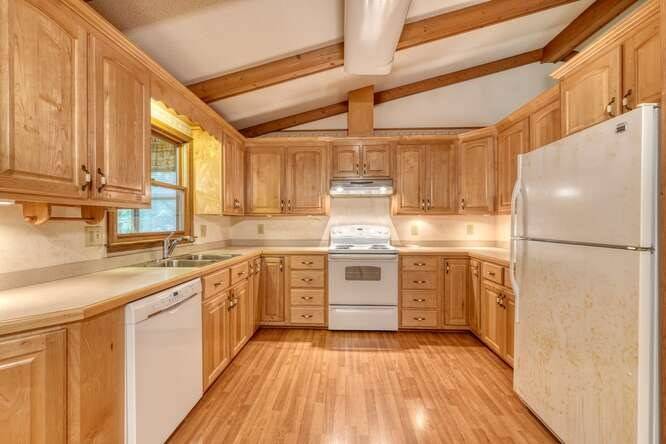 Blairsville, GA 30512,230 Tanglewood Circle